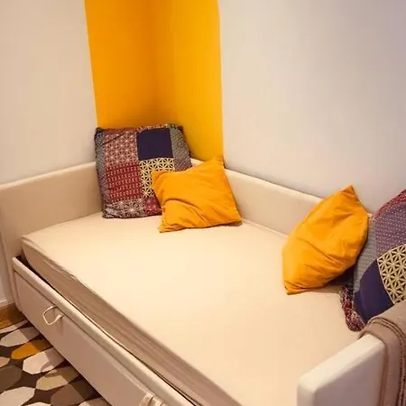 1990's アパート ゲブビレル